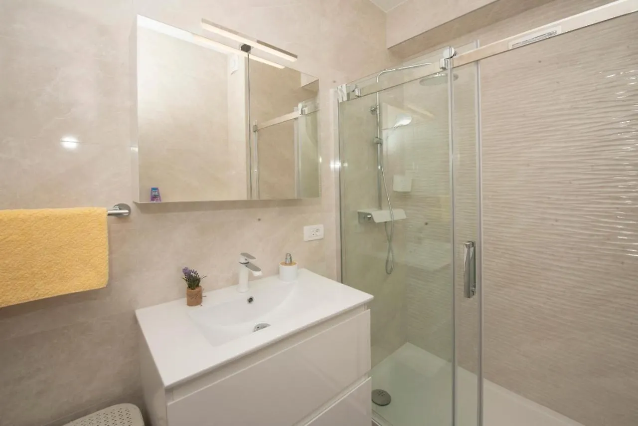 Apartman Gabriela Trogir 0*,  Croatia