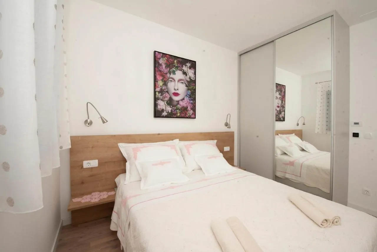 Apartment Apartman Gabriela Trogir Croatia