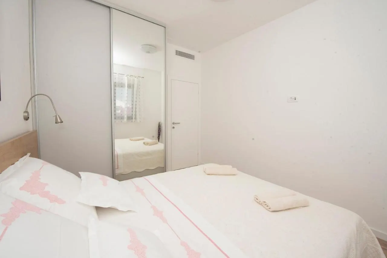 Apartman Gabriela Trogir Croatia